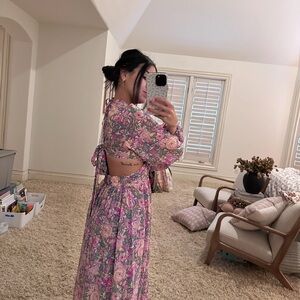 Elegant Blue Maxi Skirt with Flowing Silhouette